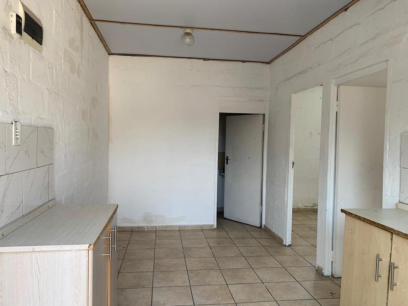 12 Bedroom Property for Sale in Mandalay Western Cape